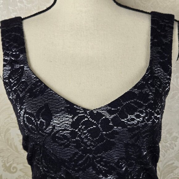 Laundry by Shelli Segal Size 6 Black Silver Bodycon Cocktail Dress Lace Pattern - Picture 5 of 16